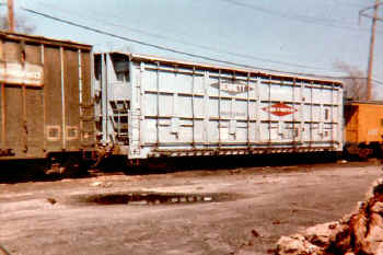 sayvillebennett_thrall3-80.jpg (63255 bytes)